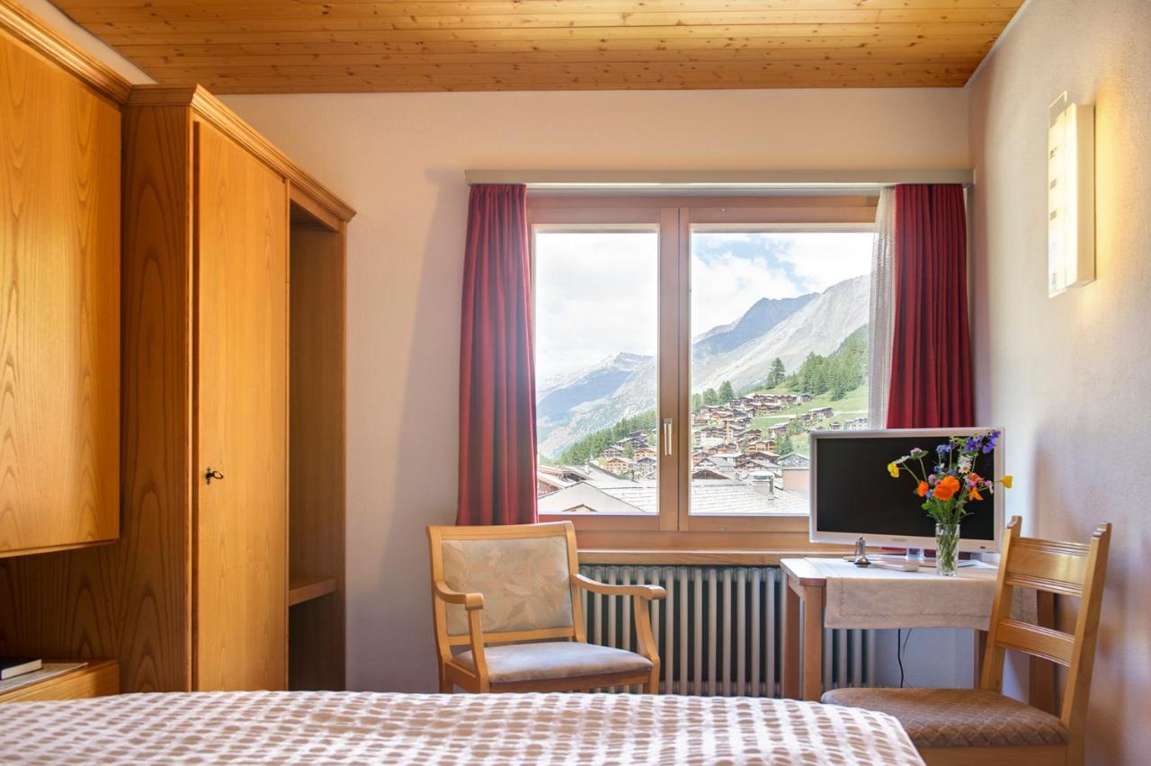 Hotel Parnass Цермат Екстериор снимка