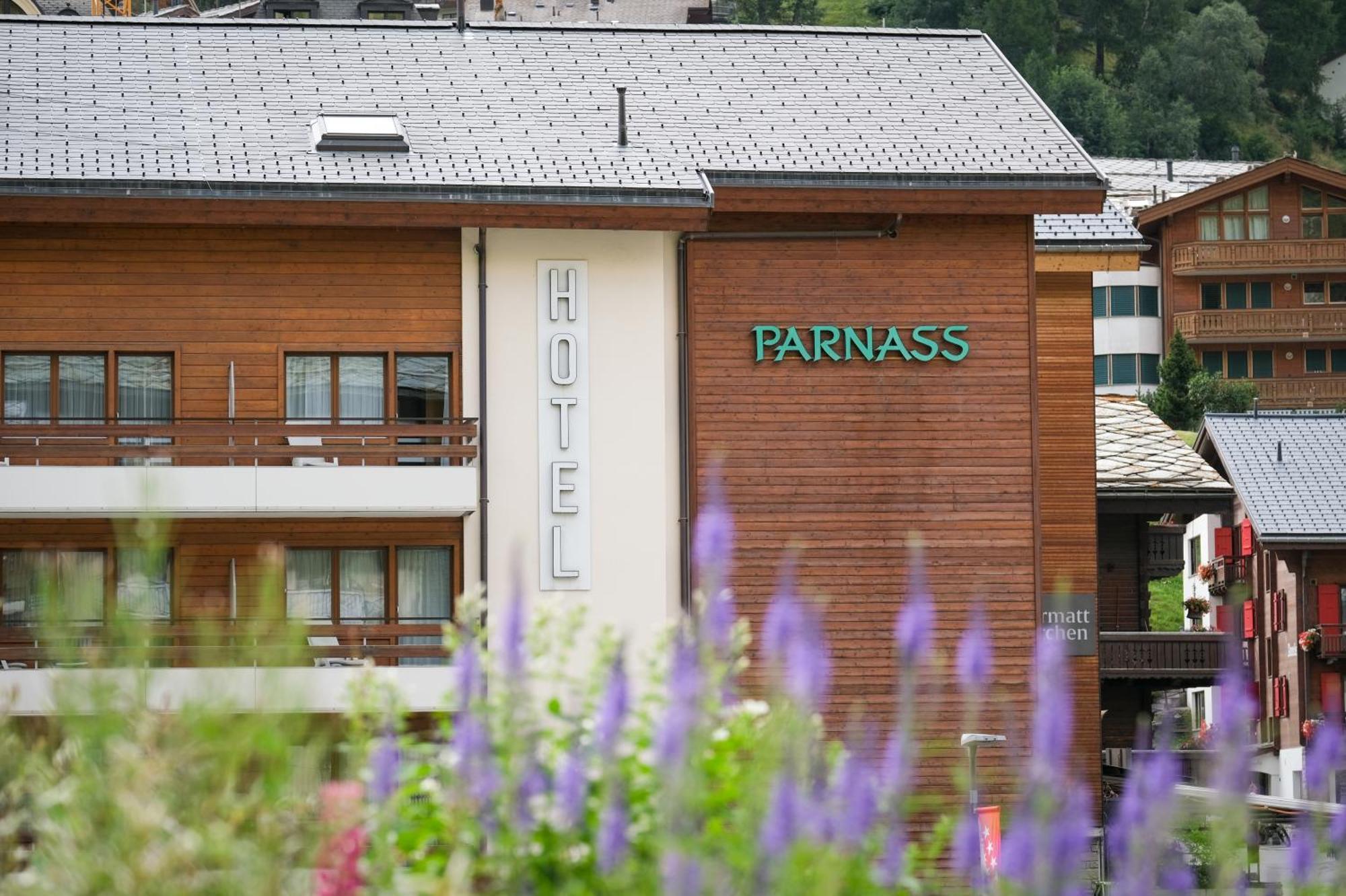 Hotel Parnass Цермат Екстериор снимка