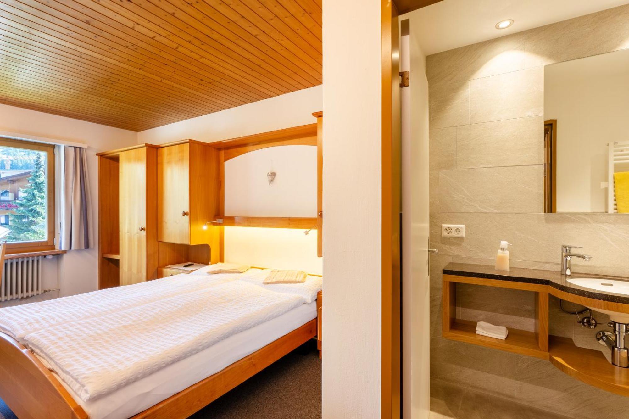 Hotel Parnass Цермат Екстериор снимка