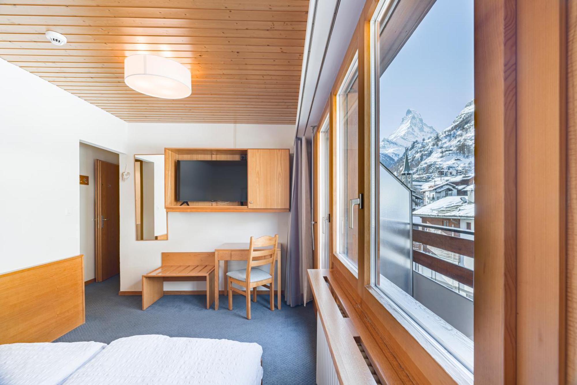 Hotel Parnass Цермат Екстериор снимка