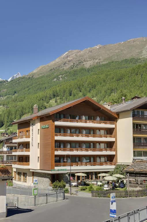 Hotel Parnass Цермат Екстериор снимка