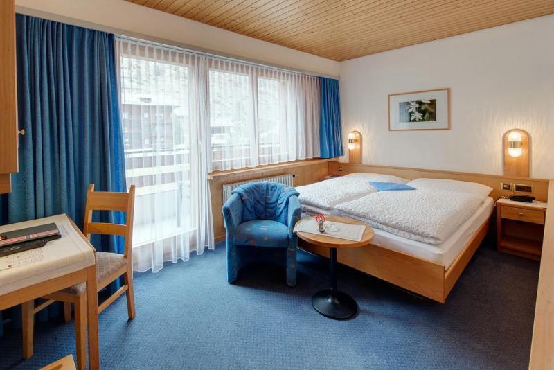 Hotel Parnass Цермат Екстериор снимка