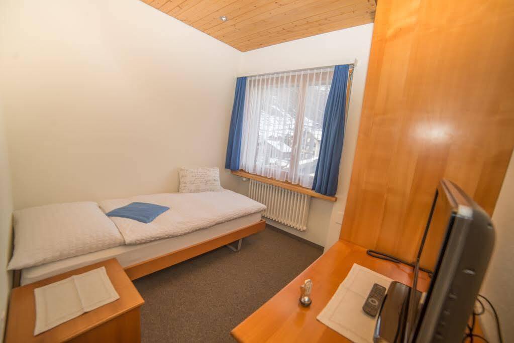 Hotel Parnass Цермат Екстериор снимка
